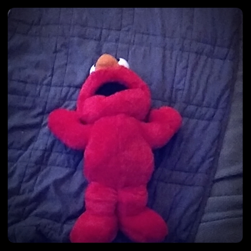 Tickle me elmo